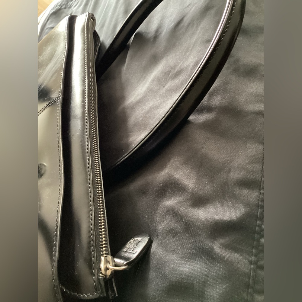 Tod’s Ladies Handbag - Picture 10 of 16